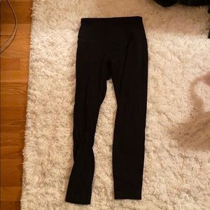Lululemon size 4 black align legging